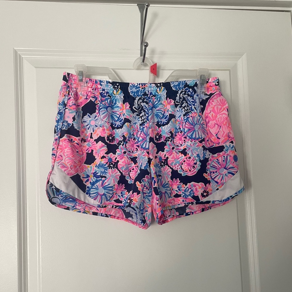 NWOT Lilly Pulitzer Ocean Trail Shorts